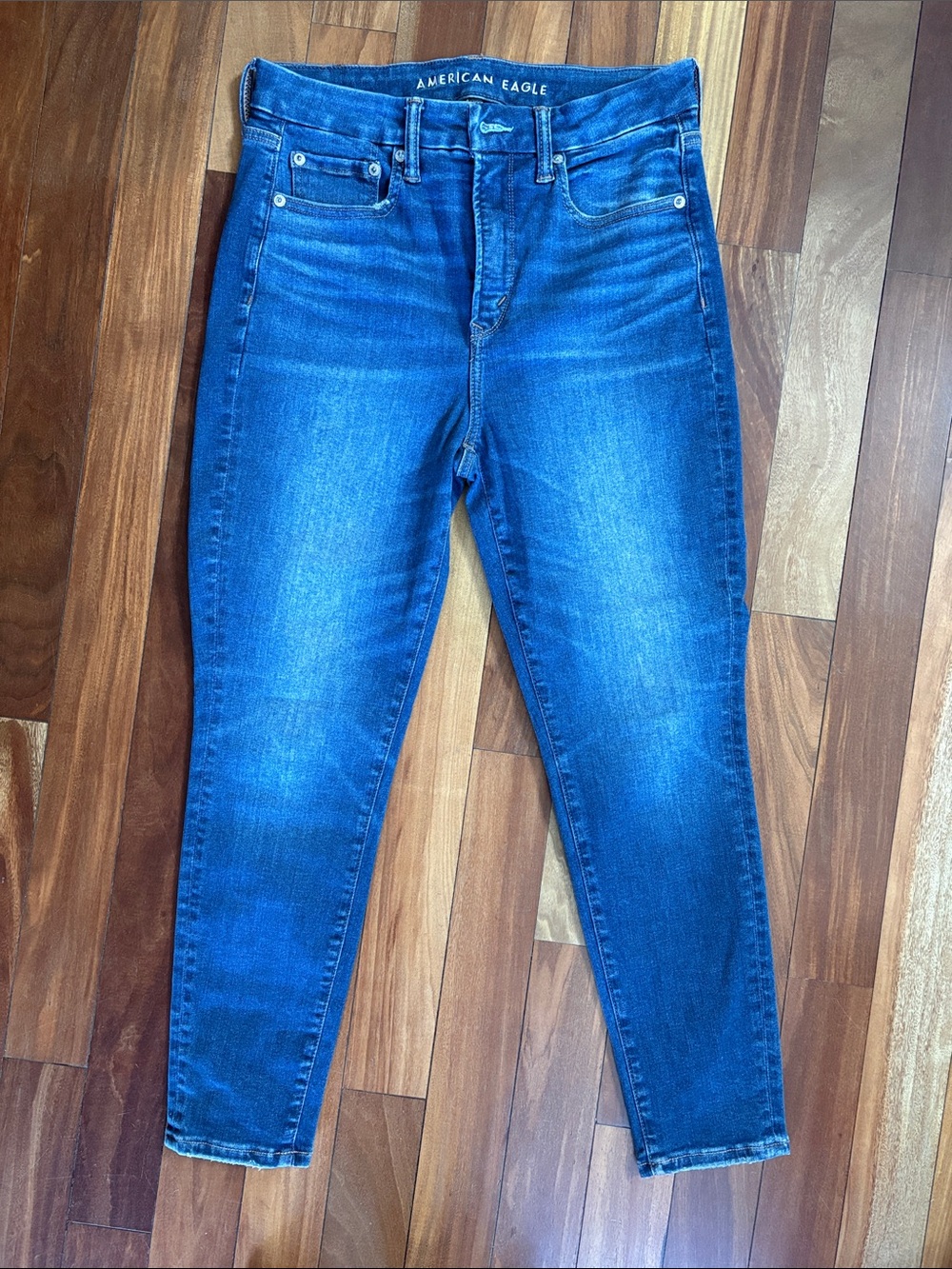 American Eagle Outfitters women’s Medium Blue Skinny Jeans